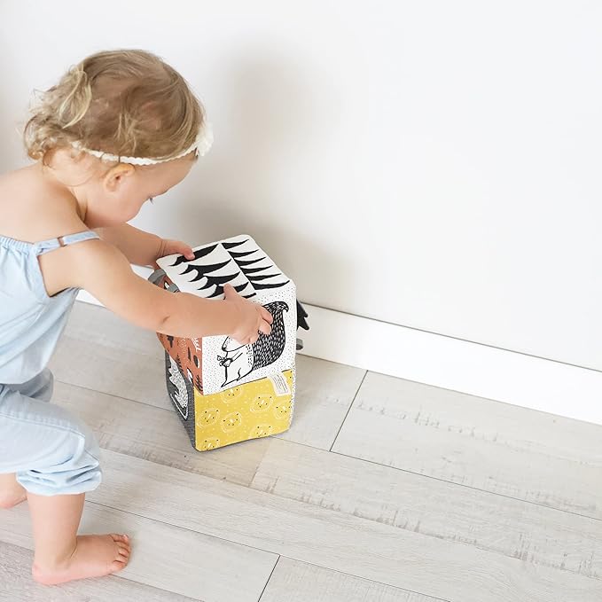 Wee Gallery Soft Block, Baby Sensory Toy with High-Contrast Graphics, Organic Soft Fabric Soft Blocks, Crinkle Flap and Textures, Tummy Time Activity for Babies and Toddlers - Woodland