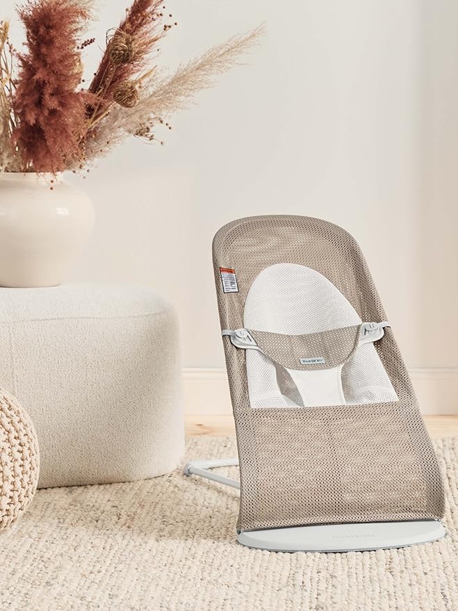 BabyBjörn Bouncer Balance Soft, Light Grey Frame, Mesh, Gray Beige/White (005144US)