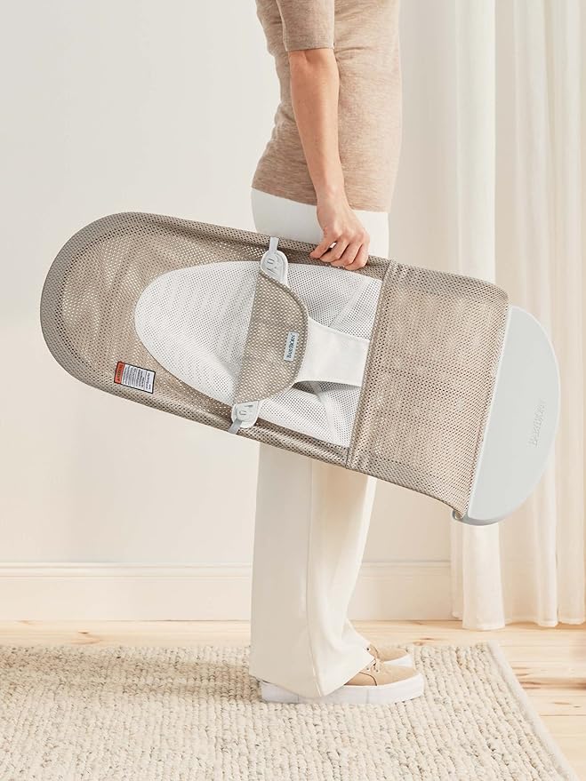 BabyBjörn Bouncer Balance Soft, Light Grey Frame, Mesh, Gray Beige/White (005144US)