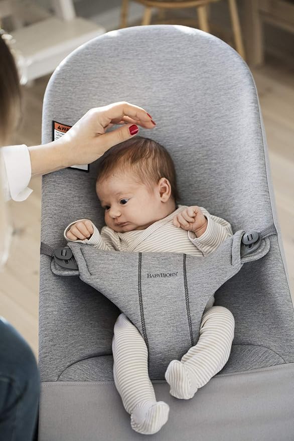 BabyBjörn Bouncer Bliss, Light Gray, 3D Jersey | 2-in-1 Adjustable Baby Bouncer Seat and Toddler Chair, Newborn to Toddler (8-29 lbs), 4 positions, Lightweight & Portable