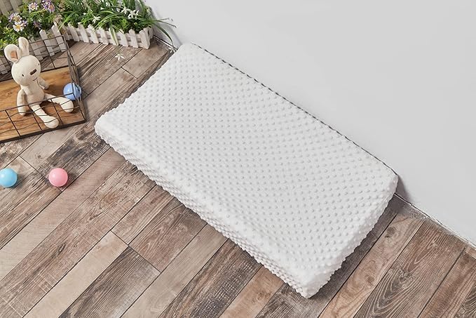 Changing Pad Cover Super Soft Dots Skin-Friendly Breathable Wipeable Changing Table Sheets for Baby Boy and Baby Girl (Bright White)