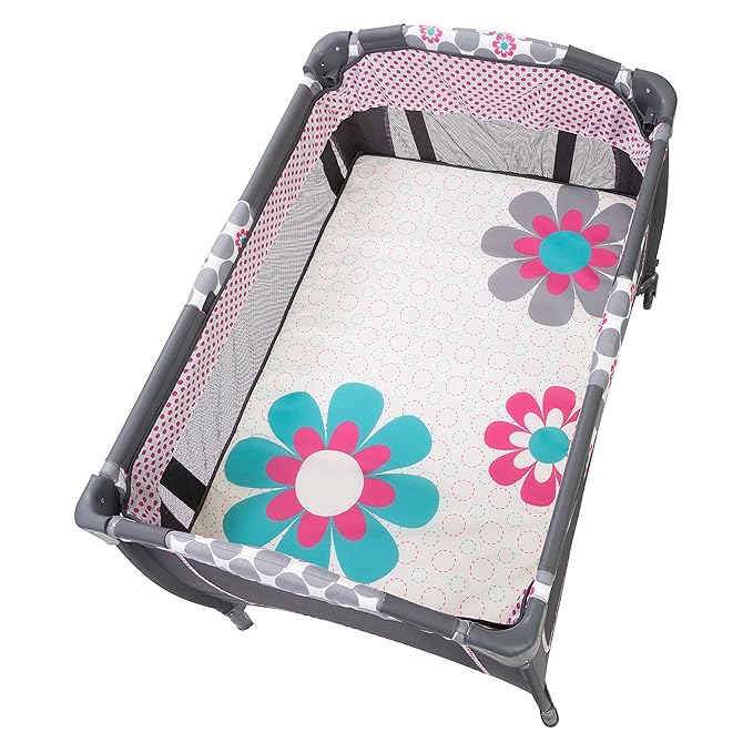 Baby Trend Lil' Snooze™ Deluxe II Nursery Center® Playard, Daisy Dots