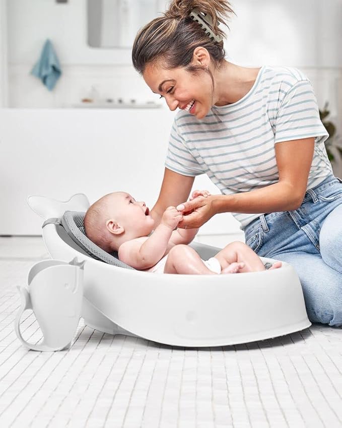 Skip Hop Baby Bath Rinse Cup MOBY Tear-free Waterfall Rinser White Age 0+