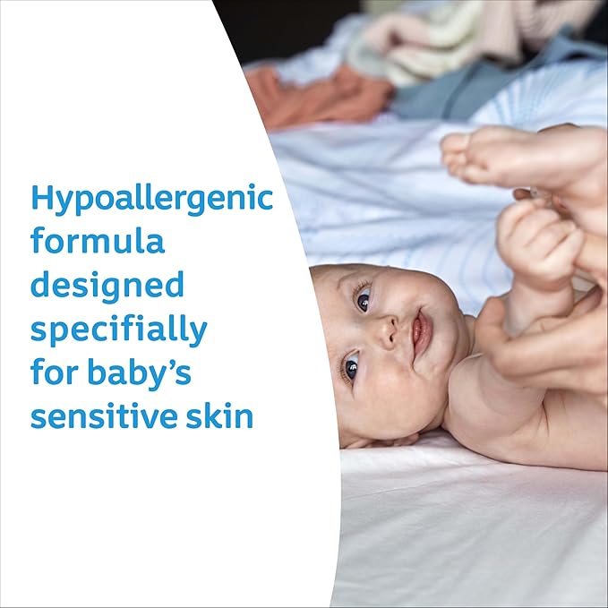 Johnson's Baby Powder with Naturally Derived Cornstarch, Aloe & Vitamin E for Delicate Skin, Hypoallergenic, Free of Parabens, Phthalates & Dyes for Gentle Baby Skin Care, 15 oz