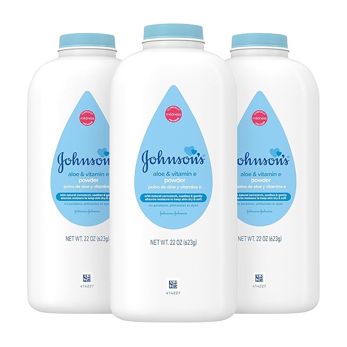 Johnson's Baby Powder with Naturally Derived Cornstarch, Aloe & Vitamin E for Delicate Skin, Hypoallergenic, Free of Parabens, Phthalates & Dyes for Gentle Baby Skin Care, 22 oz, 3 Pack
