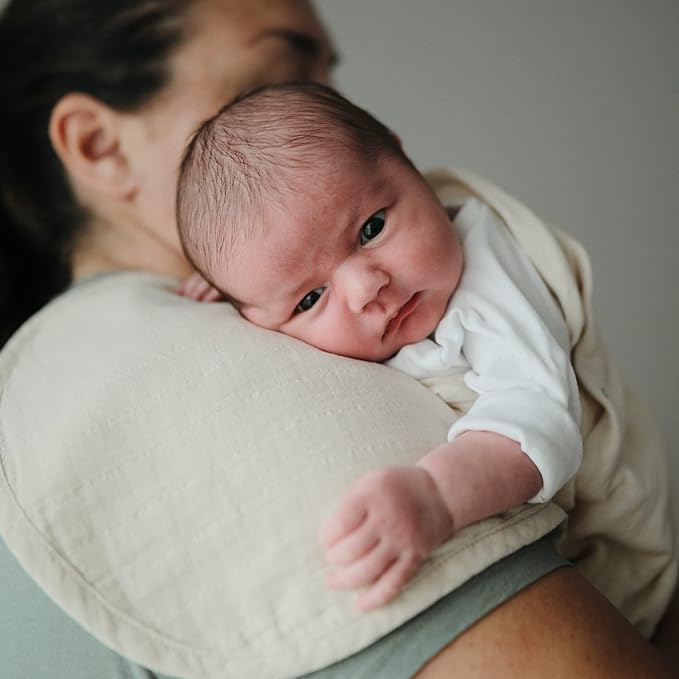 mushie Muslin Baby Burp Cloths | 100% Organic Cotton, Set of 2 (Natural/Fog)