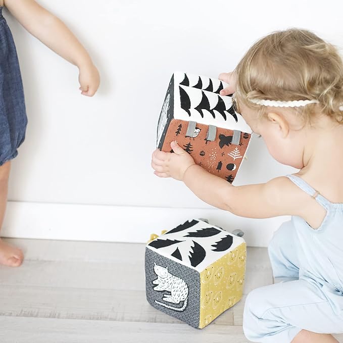 Wee Gallery Soft Block, Baby Sensory Toy with High-Contrast Graphics, Organic Soft Fabric Soft Blocks, Crinkle Flap and Textures, Tummy Time Activity for Babies and Toddlers - Woodland