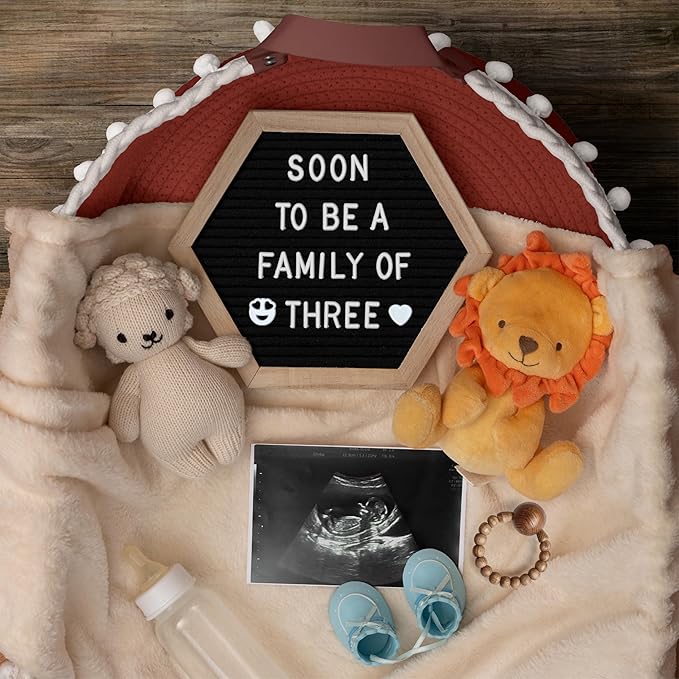 Baby Changing Basket - Portable Changing Pad for Dresser - Foldable Moses Basket for Babies - Includes Thick Pad, Felt Letter Board, Waterproof Pad Covers, Fleece Blanket, Cotton Carry Bag