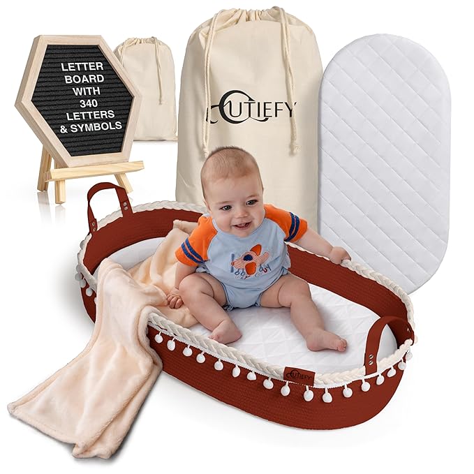 Baby Changing Basket - Portable Changing Pad for Dresser - Foldable Moses Basket for Babies - Includes Thick Pad, Felt Letter Board, Waterproof Pad Covers, Fleece Blanket, Cotton Carry Bag
