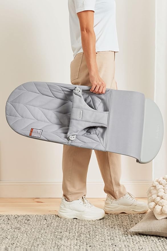 BabyBjörn Bouncer Bliss, Cotton, Petal Quilt, Light gray