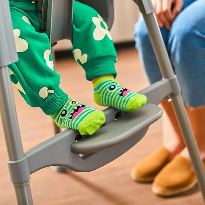 Cosco Kids Canteen High Chair Lightweight Portable Baby Feeding Chair with Adjustable Tray, Easy to Clean, Kitchen or Dining Use, Toddlers Up to 33 lbs, Mono Black