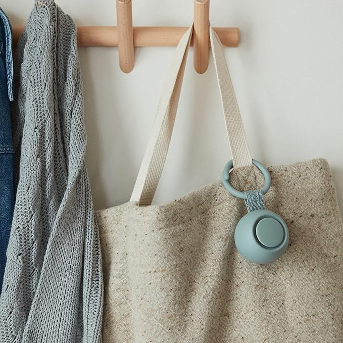 Hatch Go | Portable Sound Machine for Babies and Kids | Sleep Soother | 10 Soothing Sounds | White Noise | Shush | Travel | Registry Gift | Baby Shower | Clips on Stroller | Slate