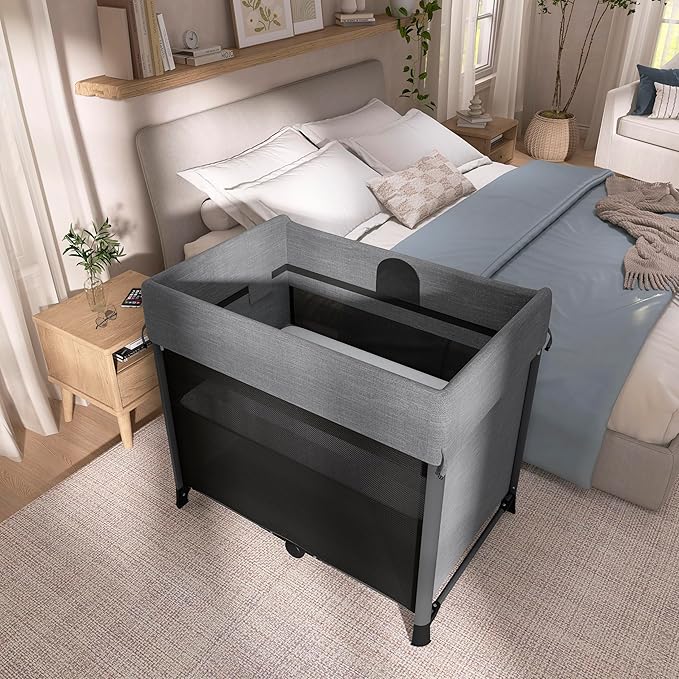 Evolur Zane Portable Playard with Instant Fold, Removable Mattress Cover & Full-Size Zipper Bassinet – Lightweight Travel Crib for Infant (0–18 Months) Grey